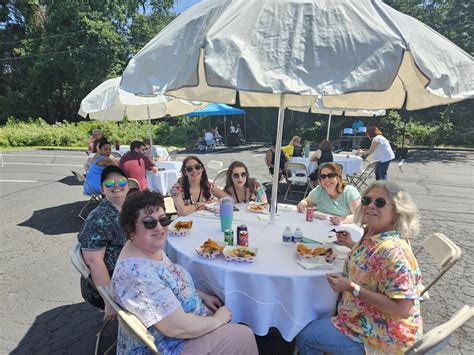 summerparty23pic10 | Penndel Mental Health Center