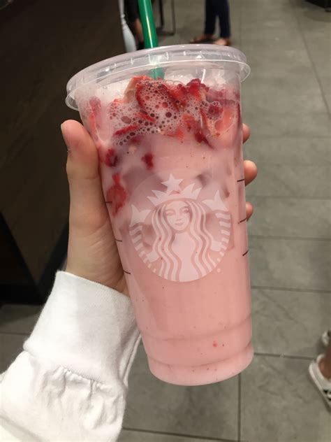 What Does A Venti Pink Drink Look Like at Lola Goll blog