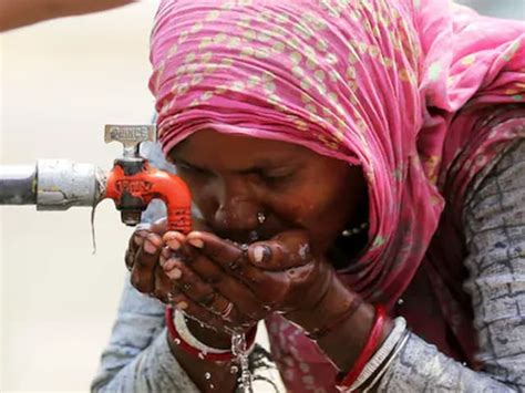 Bengaluru Heat Waves-Water Crisis: रिकॉर्ड तोड़ गर्मी से और बढ़ी पानी ...