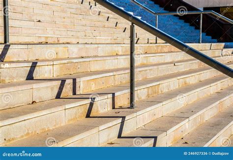 Railing In Spanish Language at Leroy Vanleer blog