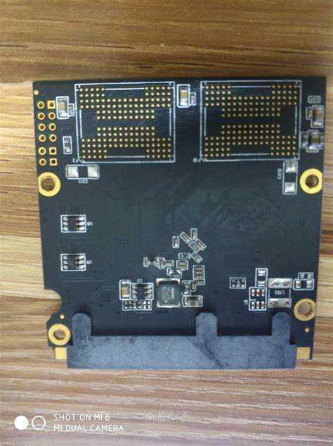 ddr3内存有几组供电电压