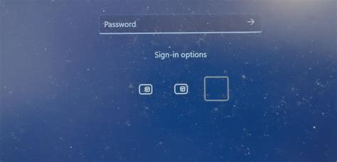 Windows 11 24H2 October Update breaks lock screen sign-in options icons ...