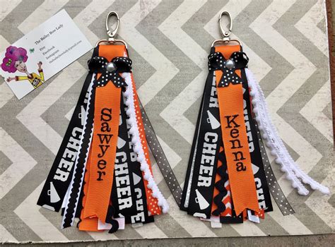 cheer zipper pull diy