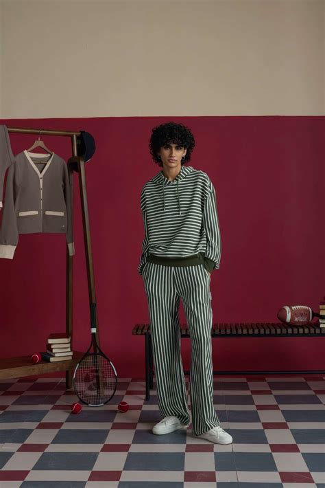 Mono Rib Hoodie – Muvazo