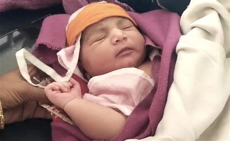 Ram Mandir Pran Pratishtha Day: 47 'नन्हे राम' और 'नन्ही सिया' ने लिया ...