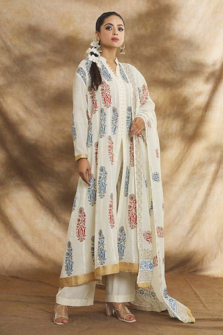 Buy Cream Mulmul Printed Floral Band Collar Block Kurta Set For Women ...