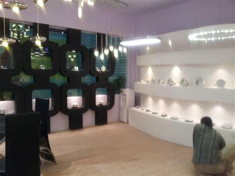 Italix Designs: Customer Reviews, Stands and Services