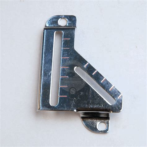 kj61d fixed plate Siruba 747 overlock machine – StitchSpares.Com