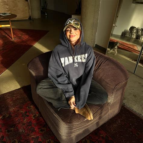 Mila (@itmilaa) • Instagram photos and videos