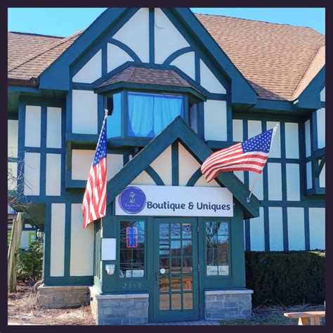 Village Shops – Canterbury Village – Lake Orion