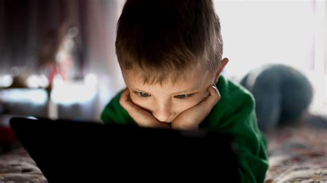 How To Minimise Screen Time In Kids | OnlyMyHealth