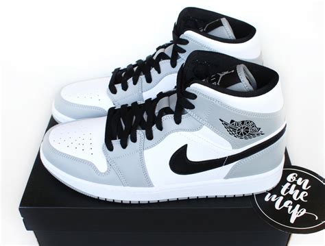 Nike Air Jordan 1 Retro Mid Smoke Grey OG White Black UK 3 9 US 3.5 10 ...