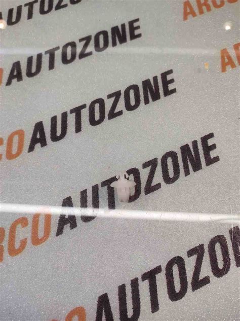 CLADDING LOCK FORTUNER PACK OF 4 IND - ARCO AutoZone