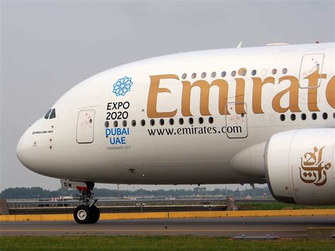 Emirates Airline Review – Work Hard Travel Well
