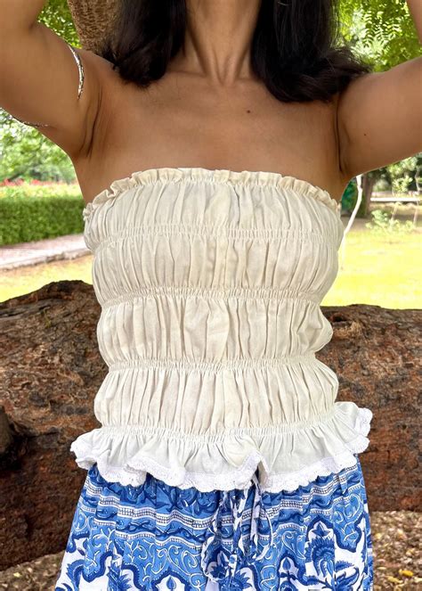 Ivory smocked Top – That Romeo