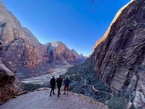 33 Best National Parks Gifts (2026 Gift Guide) — She Dreams Of Alpine