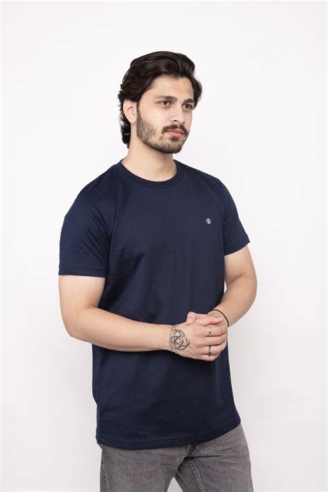 Navy Blue Solid Round Neck Basic Men's Tshirt – Especa