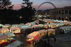 banchetti di natale i mercatini di natale a verona date 2019 e programma banchetti di natale i mercatini di natale a verona date 2019 e programma