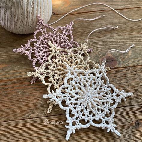 crochet christmas ornaments snowflake
