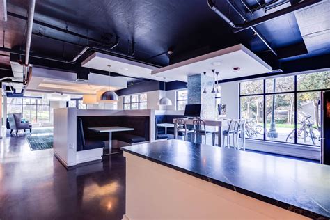 Axis West Campus - Evolve Architects