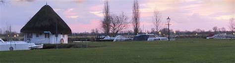 THE PIKE & EEL HOTEL AND MARINA (Needingworth) - Hotel Reviews, Photos ...