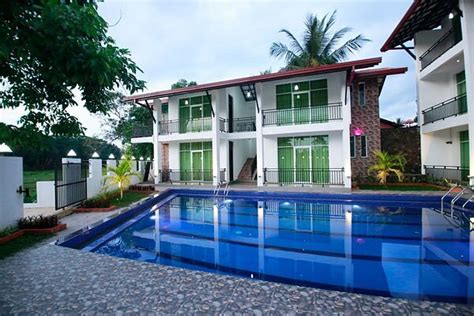 HOTEL SHIROMI (Katunayake) - Specialty B&B Reviews & Photos - Tripadvisor