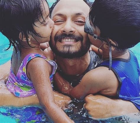 Kaushal Manda Wiki, Movies List, Age, Height, Wife, Father, Caste