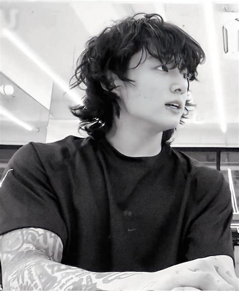 Try the Viral Wolf Cut Filter to See How You’d Rock the Look