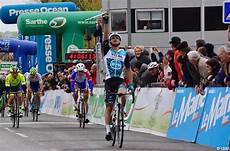 groupama pavia circuit sarthe rivincita di bryan coquard tappa e maglia groupama pavia circuit sarthe rivincita di bryan coquard tappa e maglia