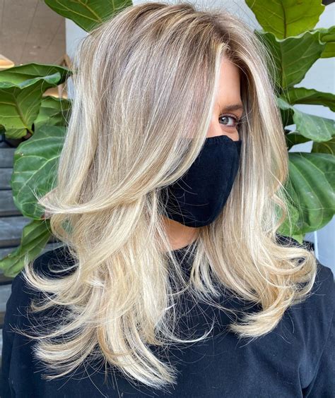 30 Hairstyles with Face-Framing Layers for Trendy Looks - Hair Adviser