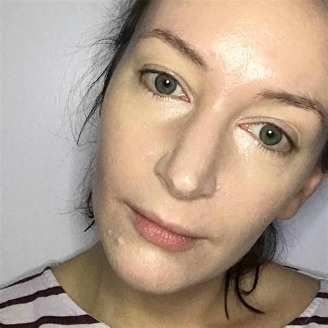 Do RMS Beauty 'Un' Cover-up and 'Un' Powder Live Up To Their Cult ...