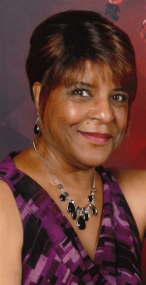 Renae Perry's Instagram, Twitter & Facebook on IDCrawl