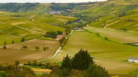 LE MANOIR DE VAUVREDON (Crezancy-en-Sancerre) - B&B Reviews & Photos ...
