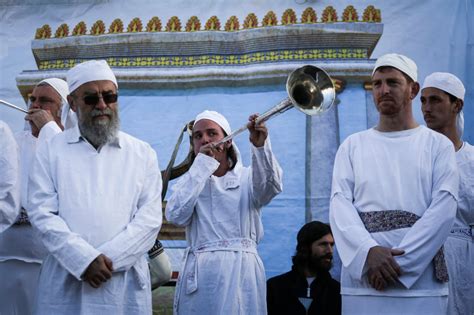 What do the Third Temple movement and Noahide laws have in common? A ...