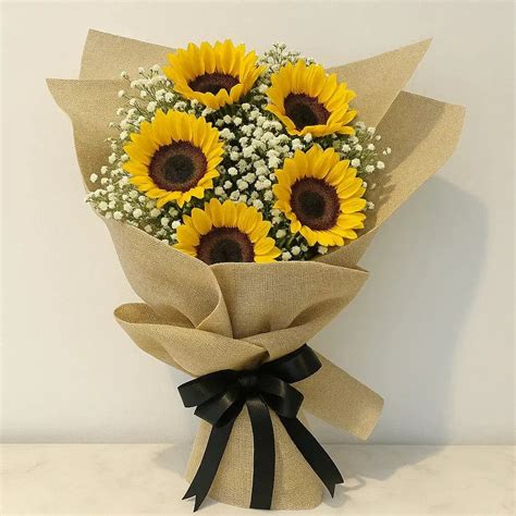 Sunflower Bouquet with Delicate Gypso – Perfect Gift by atfleurs