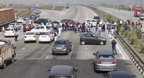 skm bulletin 100 days all india black day kmp expressway blockade