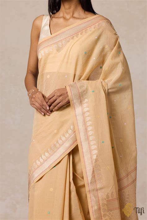 Beige Pure Cotton Banarasi Kadhua Handloom Saree - Tilfi