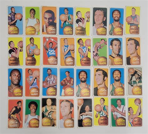 Lot Detail - Collection of 1970-71 Topps Basketball Cards w/ Elgin Baylor