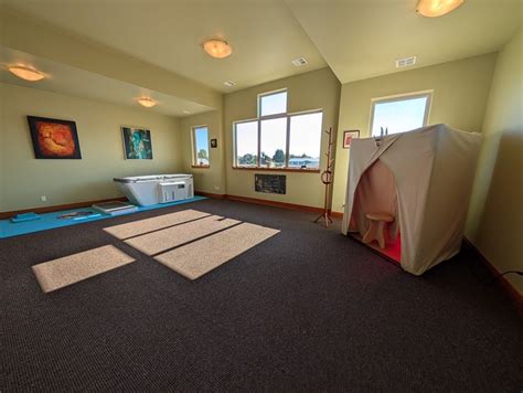 Wellness Bar Evening @ INergy - Red Light Therapy + Mocktails, 669 ...