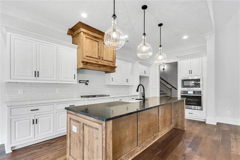 Open vs. Closed Floor Plan - Winter Homes