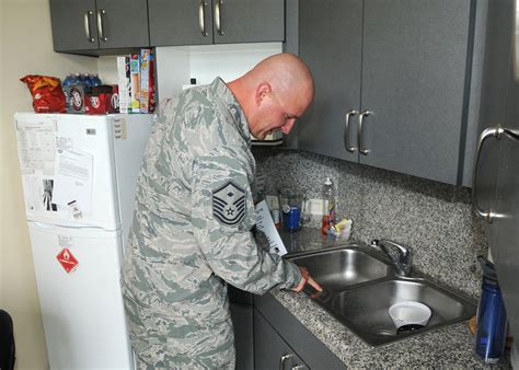 Dorm disasters: First sergeants tell all > Aviano Air Base > Display