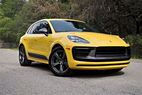 2023 Porsche Macan T SUV Review - Reviews | Driving