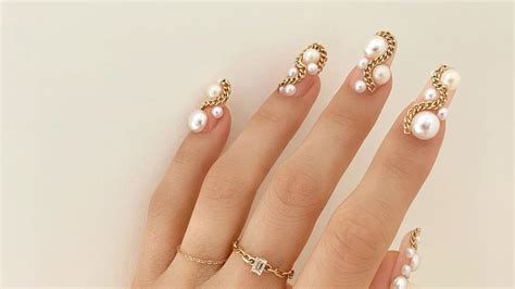Best Nail Shape - Nail Art Tips to Pick Ideal Nail Shape | VOGUE India ...