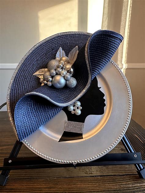 Charger Plate Diva - Lady in Blue - Etsy Canada