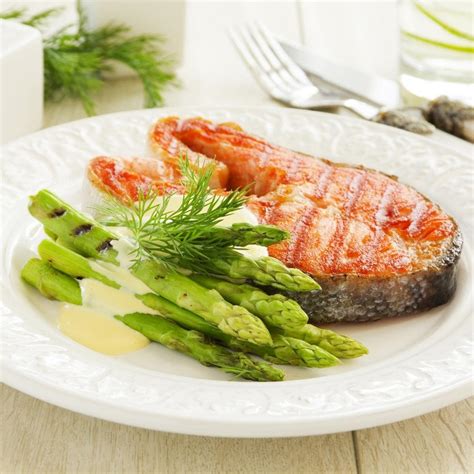 How to Freeze Asparagus (Easy Method) - Insanely Good