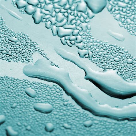 Distilled Water vs. Purified Water: What’s the Difference? | Optimum ...