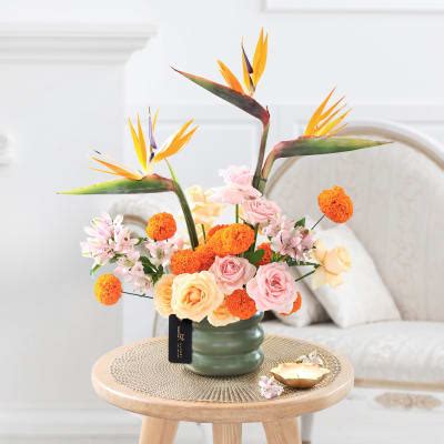 Vivid Hues: Order Flowers Online | Interflora India