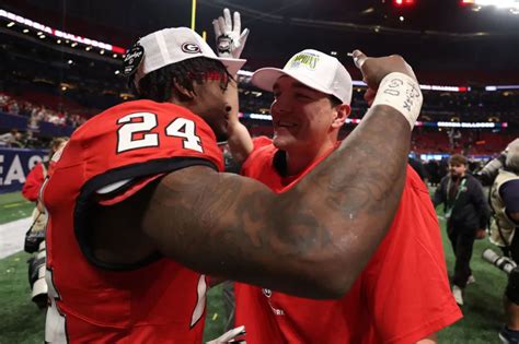 Backup QB propels Georgia to OT win over Texas in SEC championship