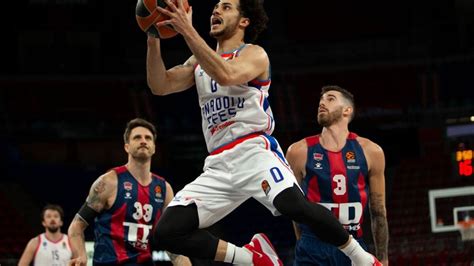 Shane Larkin y el trío arbitral privan de la épica | Baloncesto ...