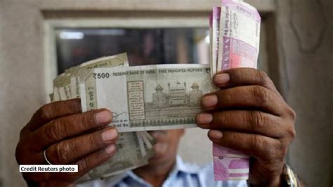 Beneficiaries must declare unemployment status every three months for ...